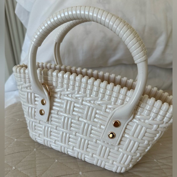 Handbags - Small wicker tote handbag